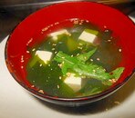 豆腐とわかめの中華スープ 